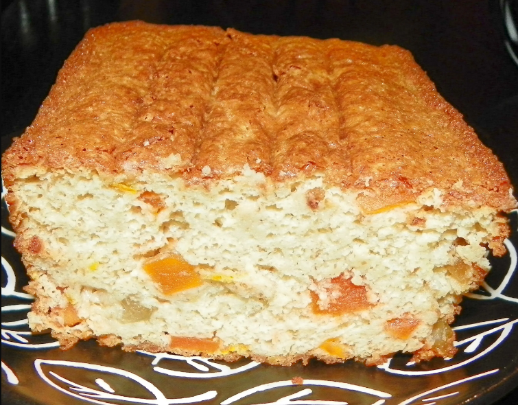 Tahitian sweet bread stands out with its heavenly dough full of fruits